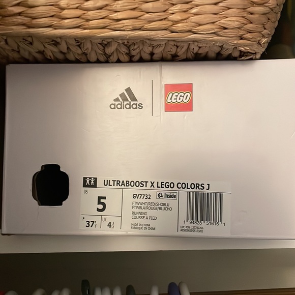 adidas Ultra Boost DNA x Lego MultiColor ❤️💛💚💙Woman’s 7 RARE Sneakers - Picture 12 of 12